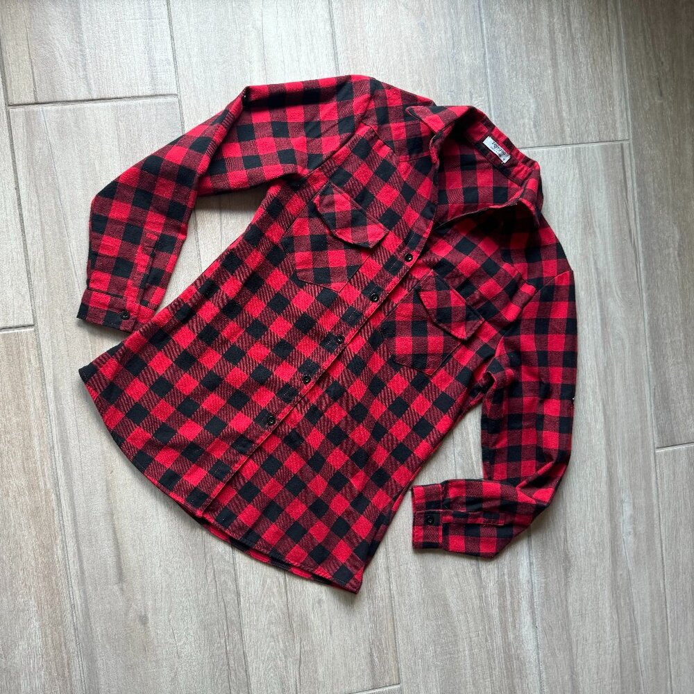Red & Black Plaid Button-Down - Women's Size Medium